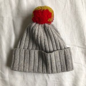 Madewell Rainbow Pom Pom Grey hat beanie
